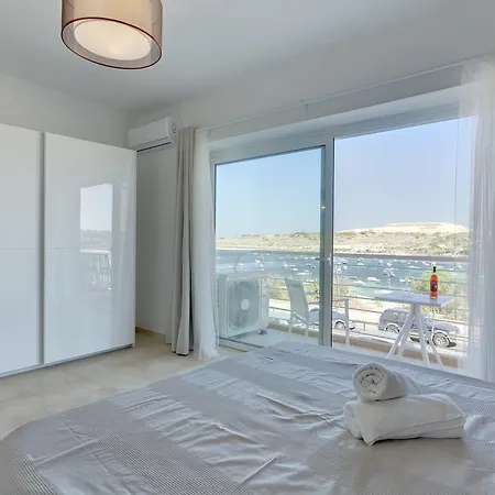 Apartamento Bedzzz Qawra Seaview Buġibba