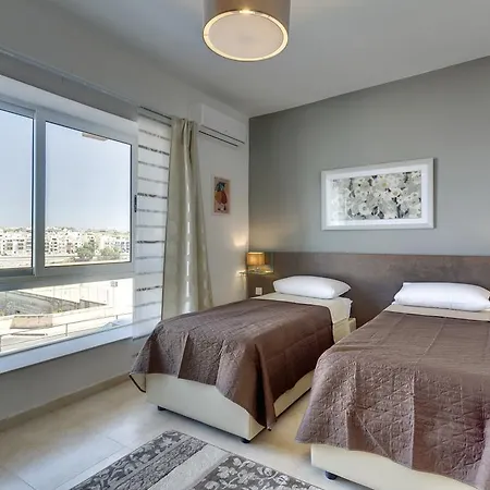 Apartment Bedzzz Qawra Seaview Bugibba